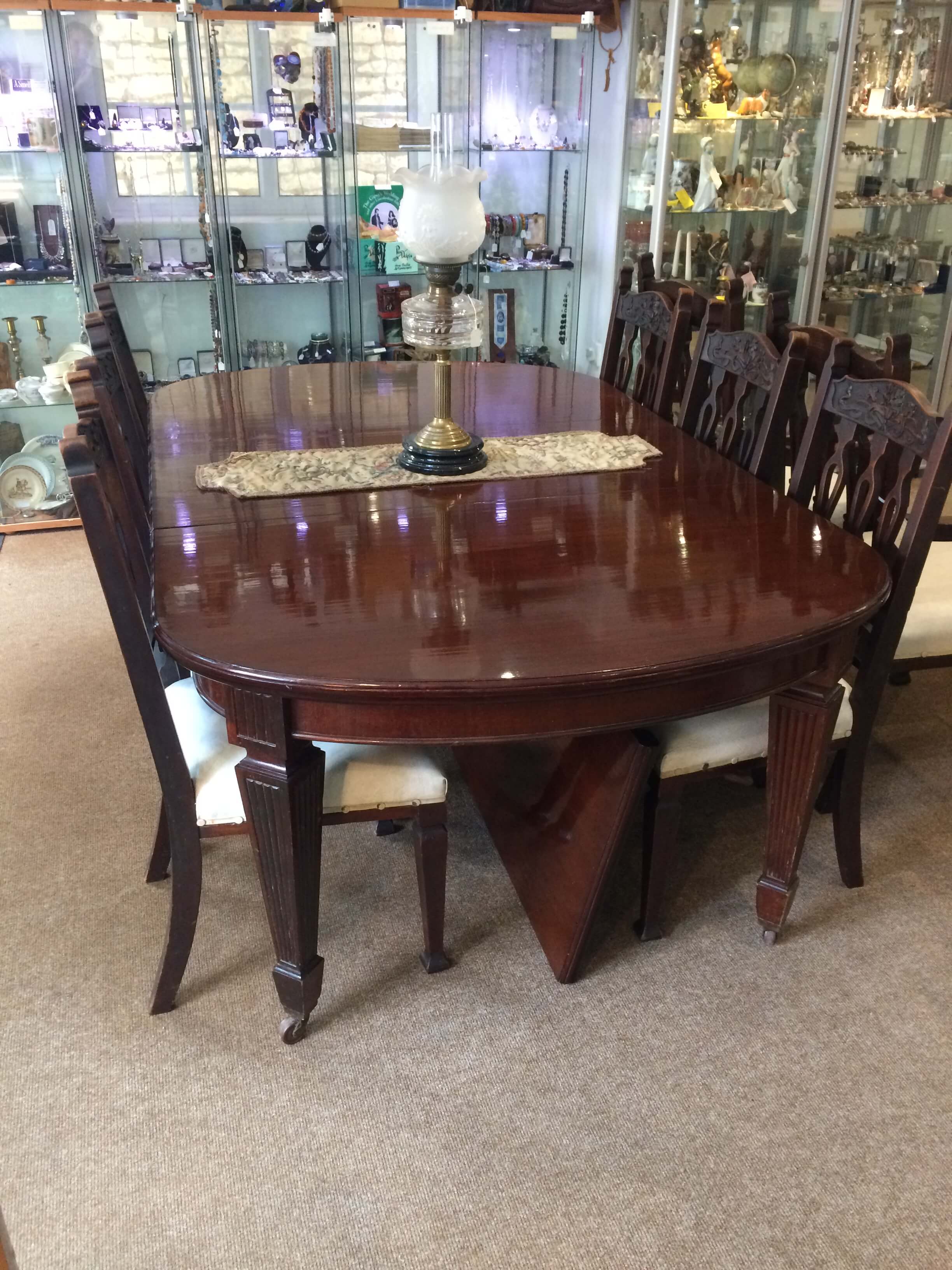Extendable Dining Table and 8 Chairs